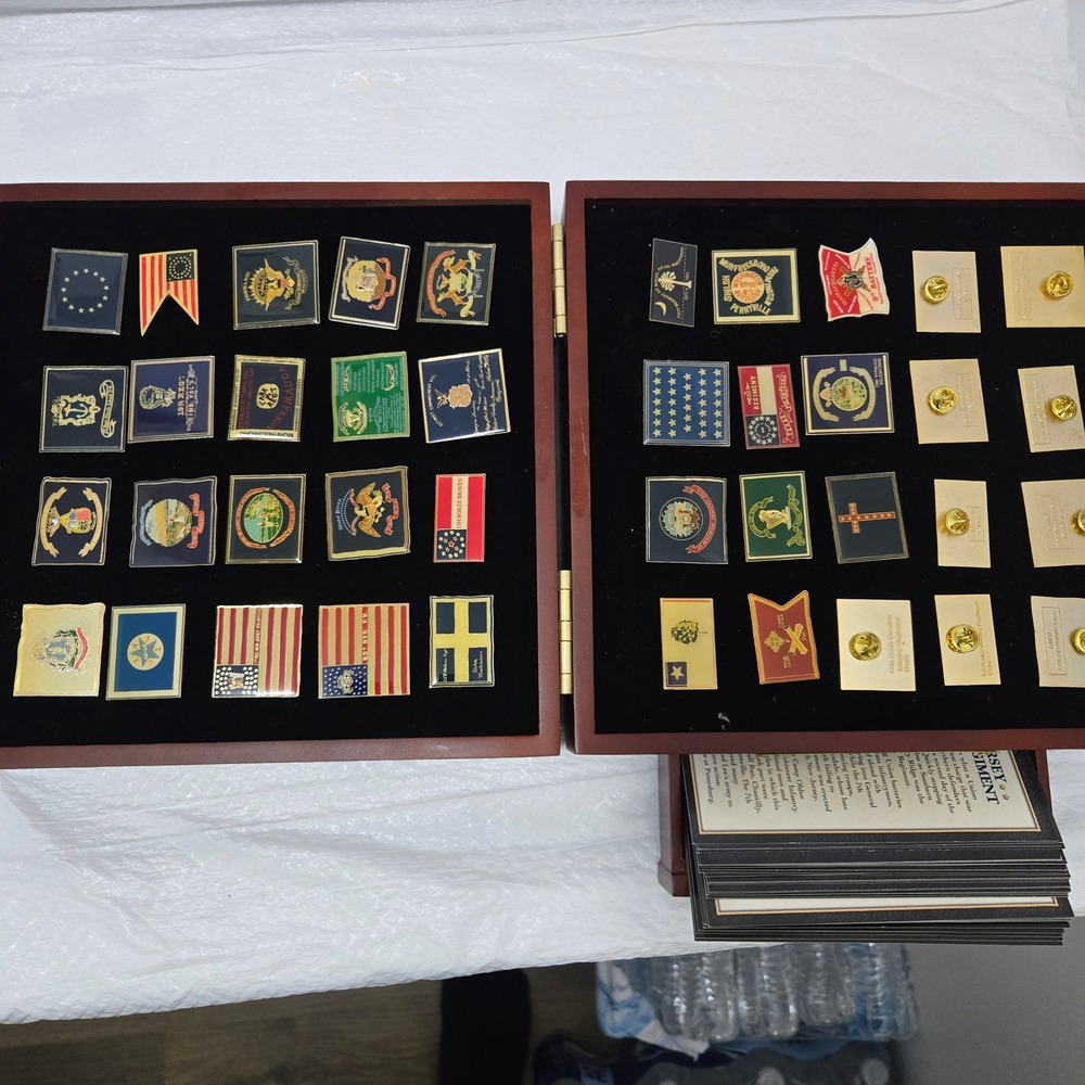 Battle Flags of the Civil War Pin Collection Wooden Display Case Historical Set